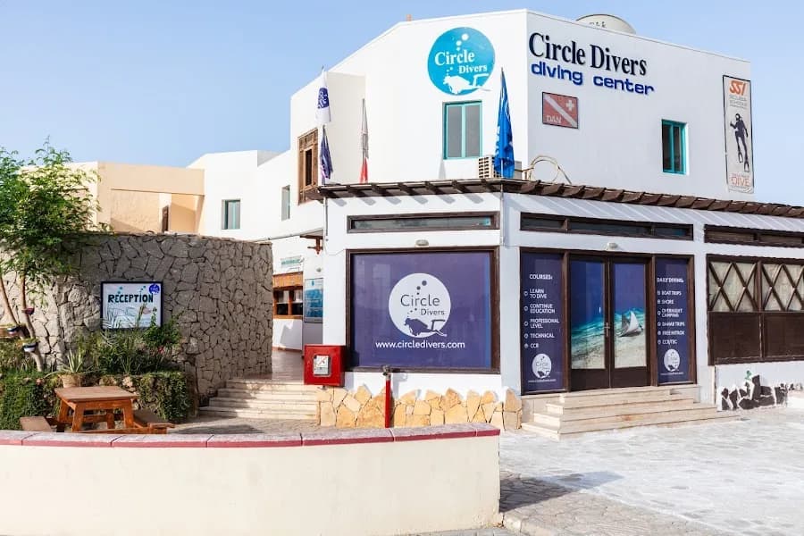 Sharm Divers - Cover Photo