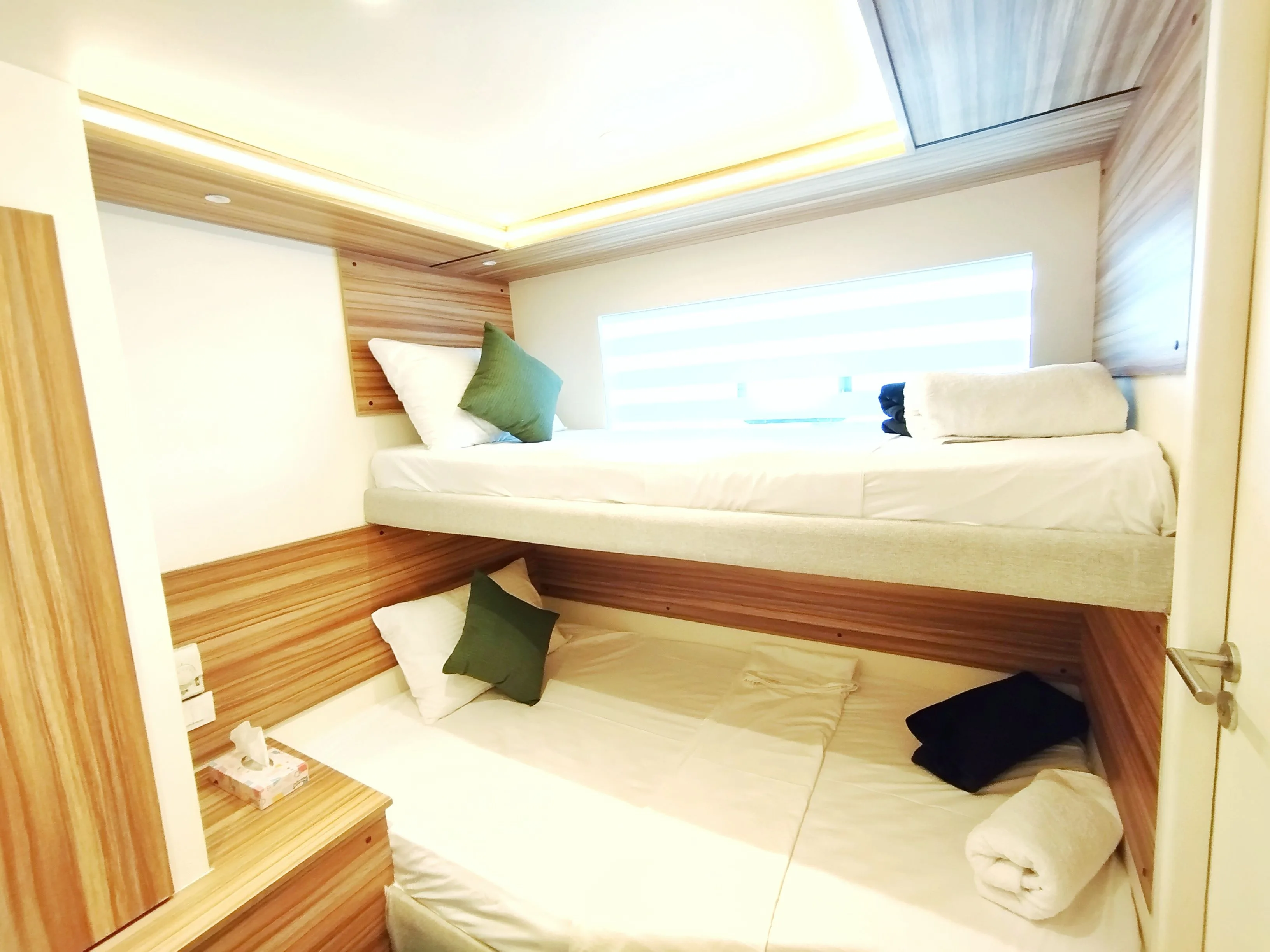Upper Deck Twin Cabin
