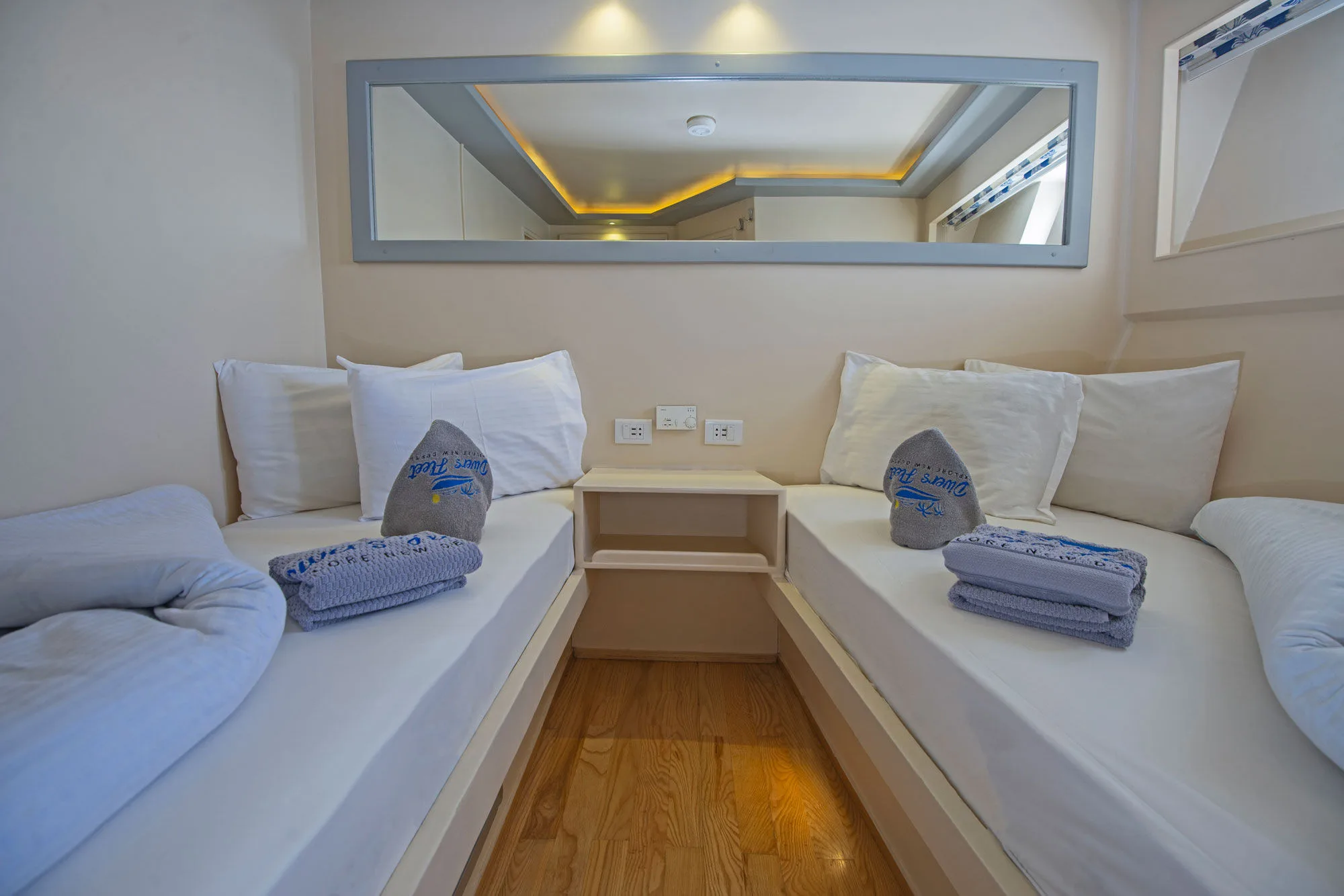 Upper Deck Twin Cabins 9-10