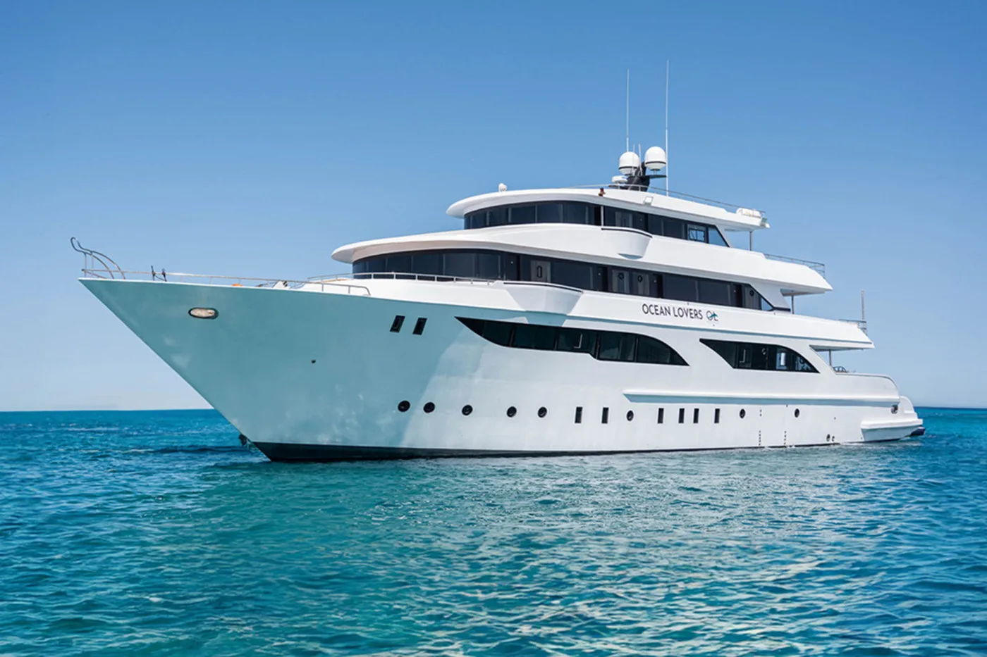 Blue deck plan and vessel layout 1