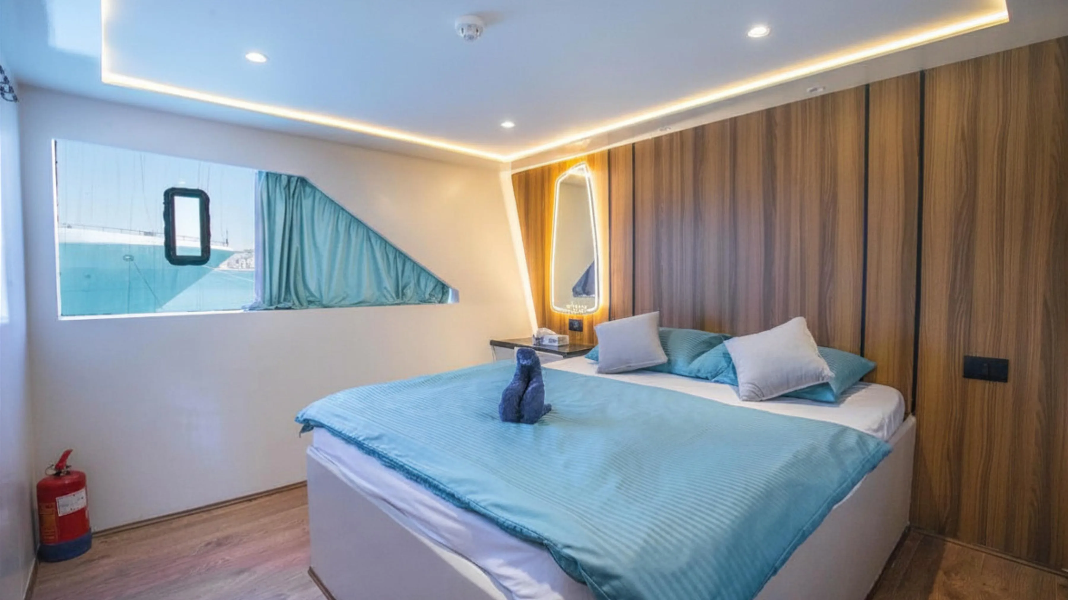 Standard Suite (Twin) - Main Deck