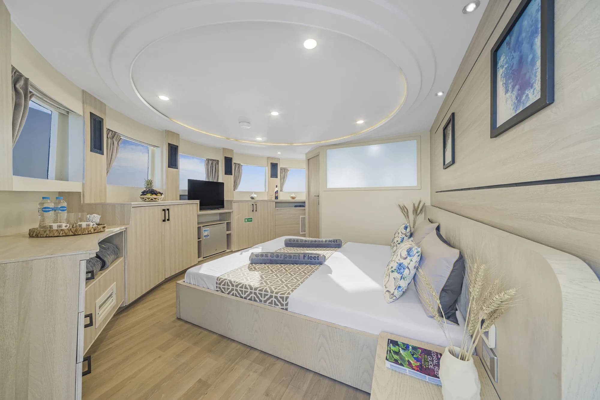 Standard Twin Upper Deck