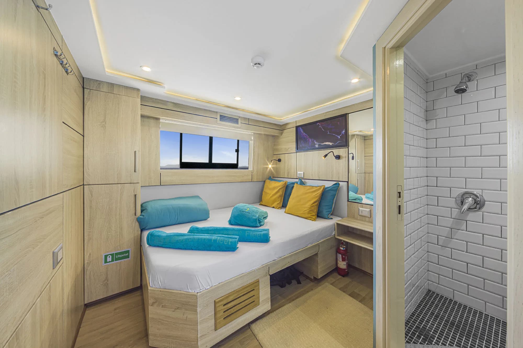 Lower Deck Double Cabin