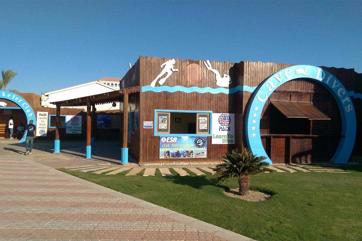 Cave Divers - Cover Photo